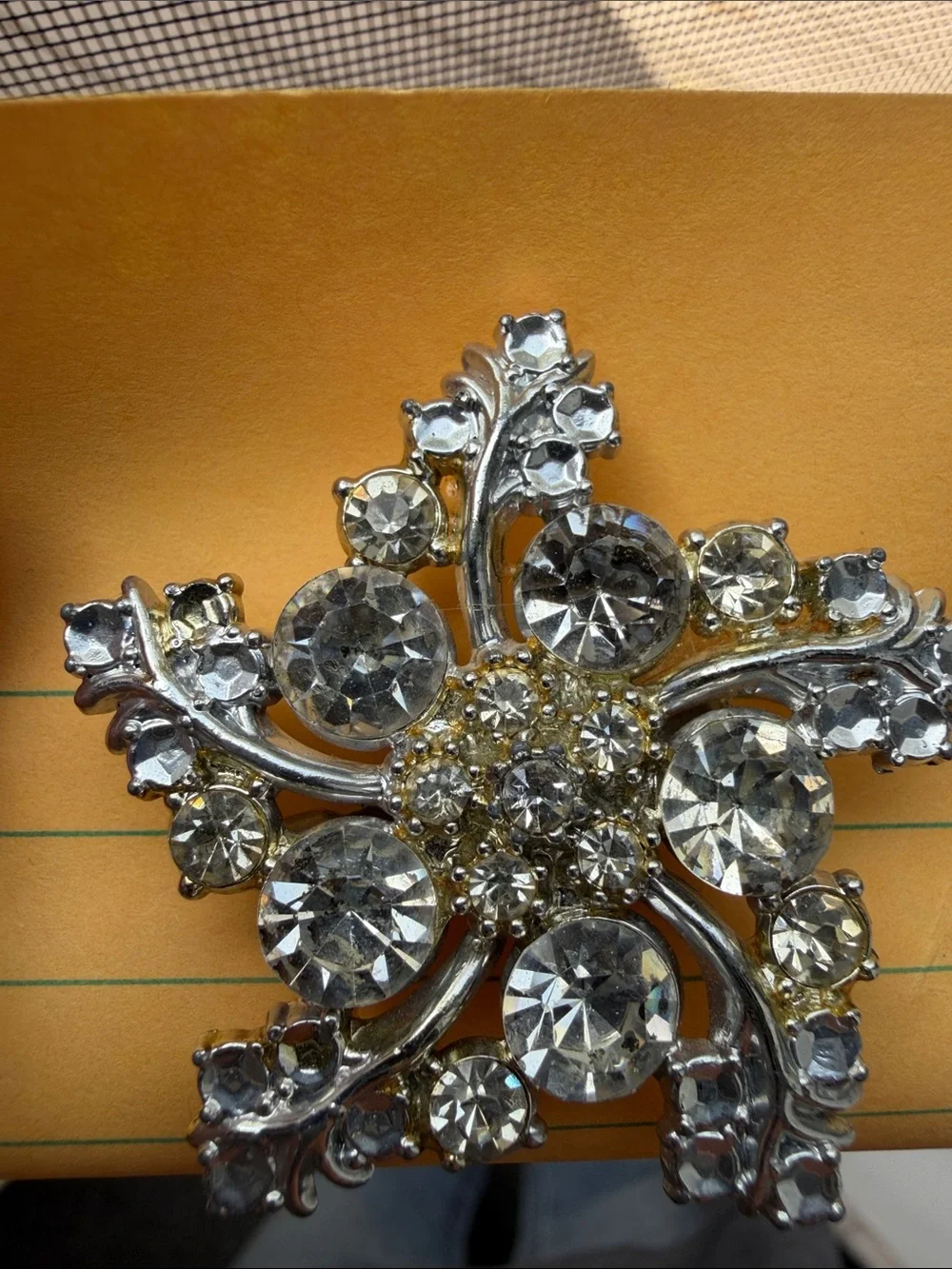 Vintage Mid Century Crystal Floral Burst Rhinestone Brooch - Silver Tone